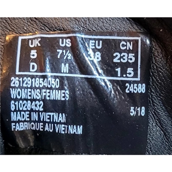 CLARKS Ankle Boots Womens 7.5M Black Leather Suede Lace-Up Contrast Trim Goth - Picture 10 of 11